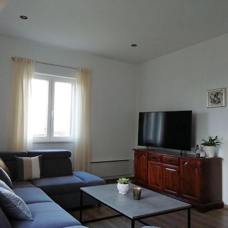 Apartments Jelka Постіра Екстер'єр фото