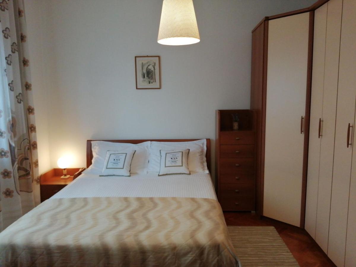 Apartments Jelka Постіра Екстер'єр фото